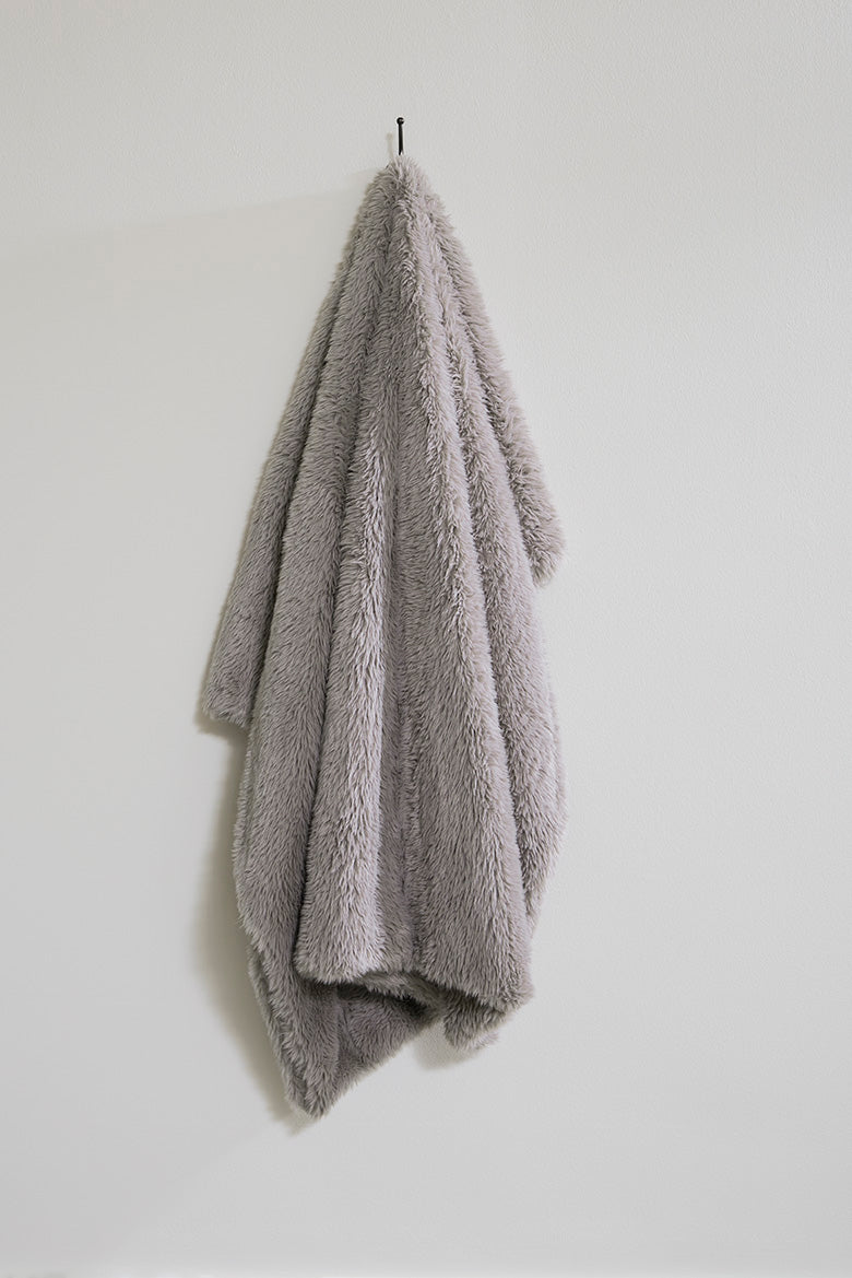 Snuggle Throw