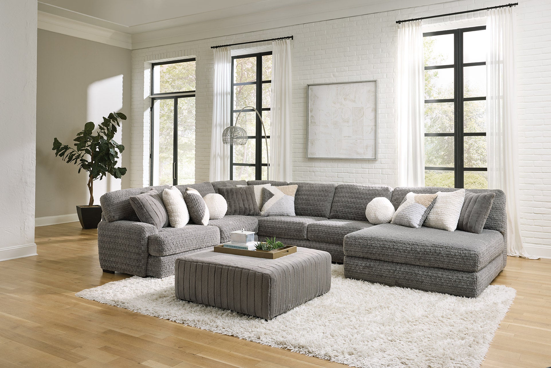Perch Ottoman